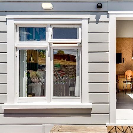 Ahuriri Studio Cottage Нейпиър Екстериор снимка