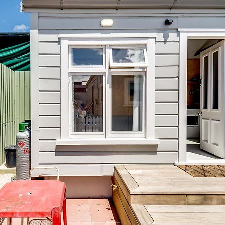 Ahuriri Studio Cottage Нейпиър Екстериор снимка